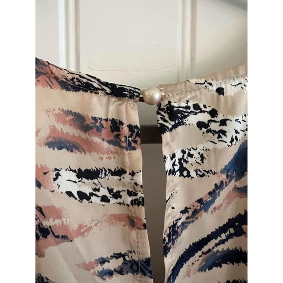 Superfoxx Cream Silk Dress with tie in the front Size Large - Picture 3 of 4